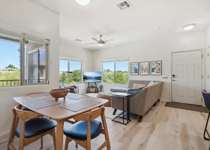 Panorama View - Mountain Views - Community Pool Holiday home *